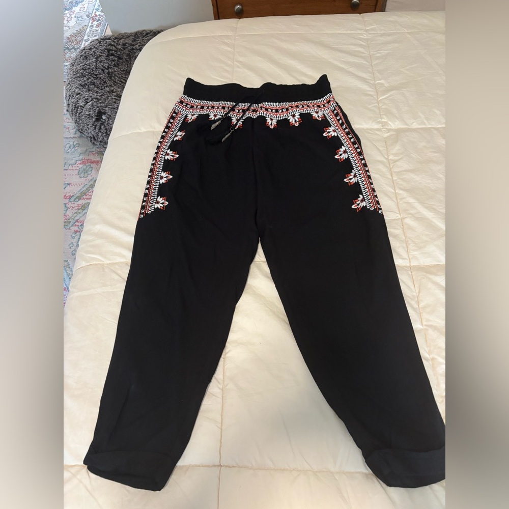 Green Dragon Rayon Capri Embroidered Pants